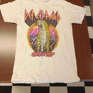 Def Leppard Graphic T-Shirt